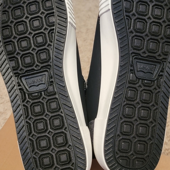 Men's Levi's Shoes - Picture 10 of 12
